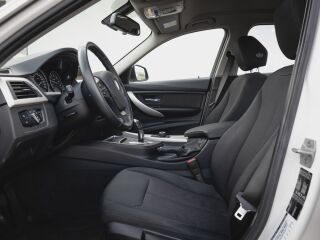 BMW 318 i LCI 1.5 100kW