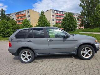BMW X5 2.9 135kW