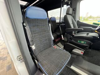 Mercedes-Benz Sprinter 519CDI 22+1+1 2.0 R4 140kW