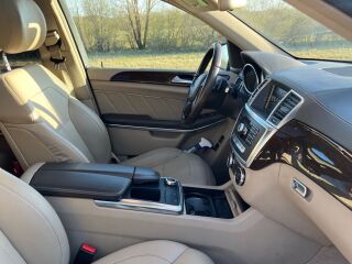 Mercedes-Benz GL 450 4.7 V8 320кВ
