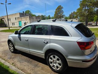 Audi Q7 3.0 171кВ