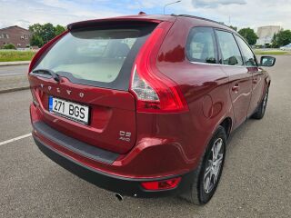 Volvo XC60 Summum 2.4 D5 120kW