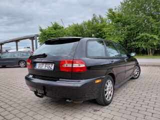 Volvo V40 1.9 R4 75kW