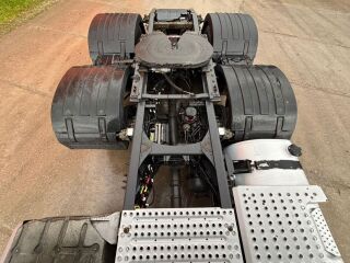Renault T 460 6x2/4 345kW