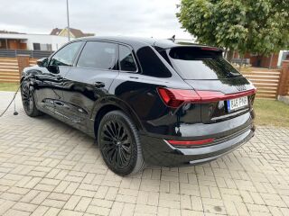 Audi e-tron 55 300кВ