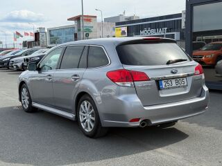 Subaru Legacy 2.5 123kW