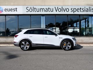 Audi e-tron S-LINE SAFETY PRO VIRTUAL+ 360 QUATTRO 55 158кВ