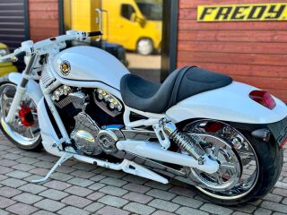 Harley-Davidson VRSCAW V-Rod V2 Revolution 92kW