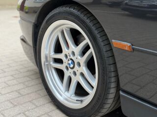 BMW 850 Ci 5.0 V12 220kW