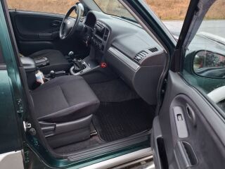 Suzuki Grand Vitara 2.0 80kW