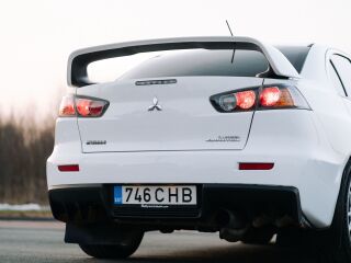 Mitsubishi Lancer Evolution 2.0 217kW