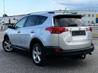 Toyota RAV4 AWD 4x4 Comfort EU5 2.2 R4 D-4D TDI 110кВ