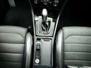 Volkswagen Golf Variant Highline Facelift EU5 2.0 R4 TDI BMT 110kW