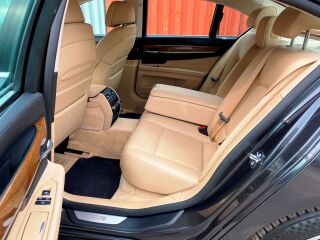 BMW 740 3.0 240kW