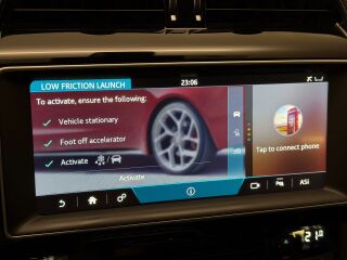 Jaguar F-Pace AWD 2.0 132кВ