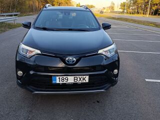 Toyota RAV4 Style 2.5 Hybrid 114kW