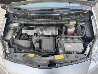 Toyota Prius 1.8 73kW