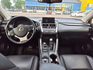 Lexus NX 300h 2.5 114кВ