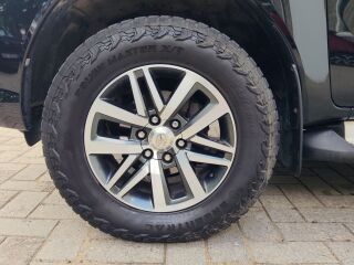 Toyota Hilux Legend 110кВ