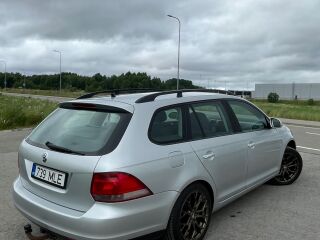 Volkswagen Golf 1.6 75kW