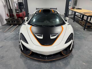 McLaren 620R 3.8 V8 456kW