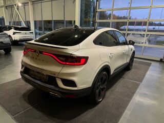 Renault Arkana E-Tech RS Line 1.6 R4 145hj 93kW