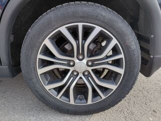 Mitsubishi Outlander Intense 4WD 2.3 DI-D MIVEC 110кВ