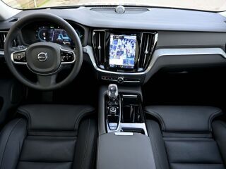 Volvo S60 AWD B&W LUXURY+ ULTIMATE DARK XENIUM INTELLI 2.0 T8 Twin-Engine PLUG-IN-HYBRID LONG RANGE 335kW
