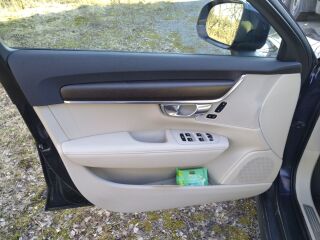 Volvo V90 Cross Country 2.0 140kW