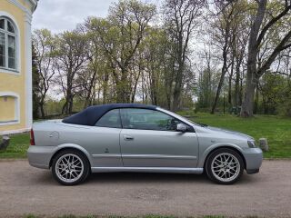 Opel Astra Bertone 1.8 92кВ