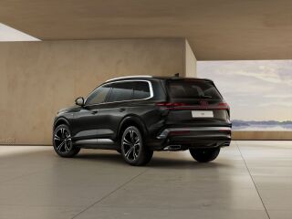 Audi Q7 SUV TDI quattro 3.0 V6 220kW