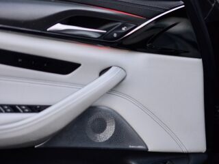 BMW M5 4.4 441кВ