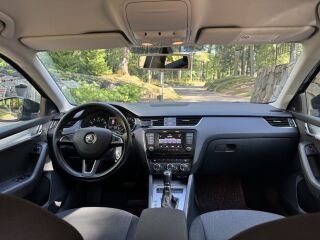 Skoda Octavia Elegance 1.2 77kW