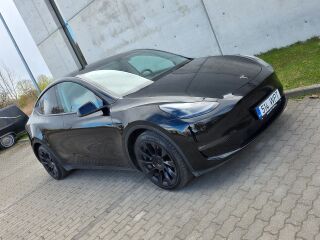 Tesla Model Y Shadowline Long Range AWD 368kW