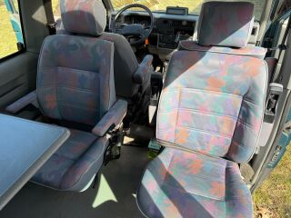 Volkswagen Multivan 2.4 57кВ