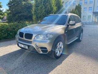BMW X5 3.0 180кВ