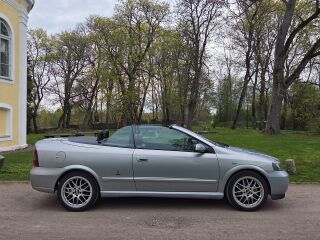 Opel Astra Bertone 1.8 92kW
