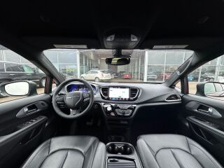 Chrysler Pacifica Hybrid S Appearance Package 3.6 V6 Pentastar