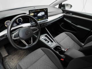 Volkswagen Golf Life MHEV 1.5 85кВ