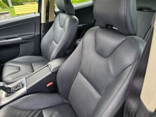 Volvo XC60 Summum 2.4 158kW