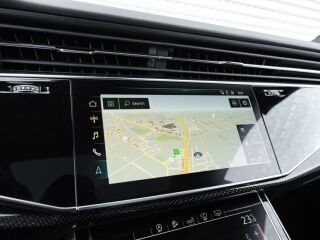 Audi SQ8 S-line 4.0 320кВ