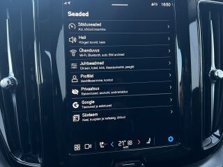 Volvo XC60 AWD Momentum Pro 2.0 B4 145kW