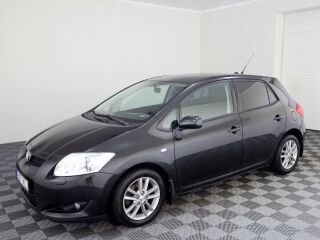 Toyota Auris Linea Sol 2.0 D-CAT 93kW