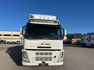 Volvo FM370 6x2*4 EURO6 + CARRIER SUPRA 950 278kW