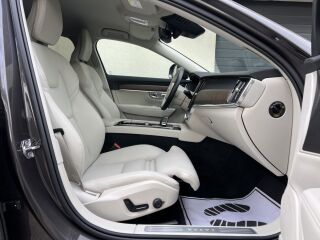 Volvo V90 Cross Country Intelli Safe Pro Luxury AWD MY22 2.0 B5 KERS MILD Kerghübriid 183kW