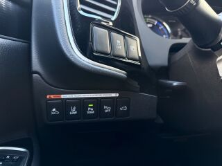 Mitsubishi Outlander Facelift Luxury 4WD PHEV 2.4 165кВ