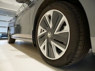 Skoda Superb SELECTION COMBI 4X4 2.0 TDI 142kW