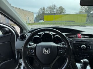 Honda Civic 1.8 104kW