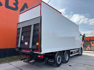 Scania R410 6x2*4 302kW