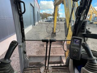 Neuson EZ 80 PERKINS 36кВ